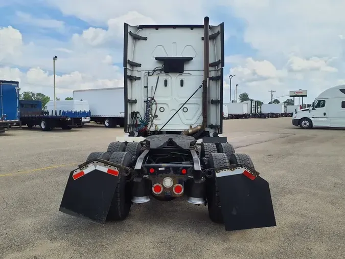 2019 FREIGHTLINER CASCADIA 125