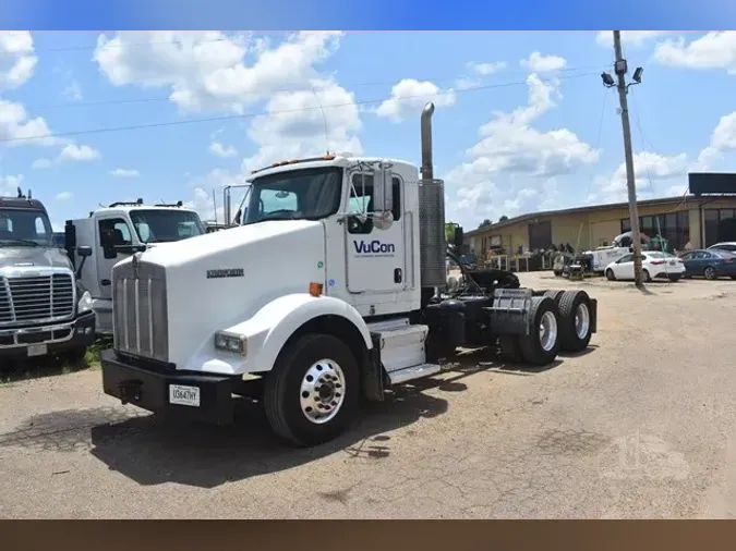 2013 KENWORTH T800288db914cbd905d9cae660a6495412d9
