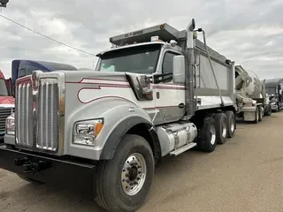 2020 KENWORTH W990