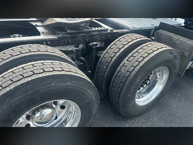 2019 PETERBILT 579