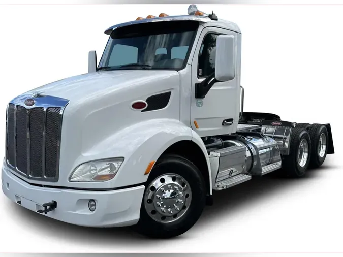2015 Peterbilt 5792892bd8ab11478b77e61f92160a8ae8d