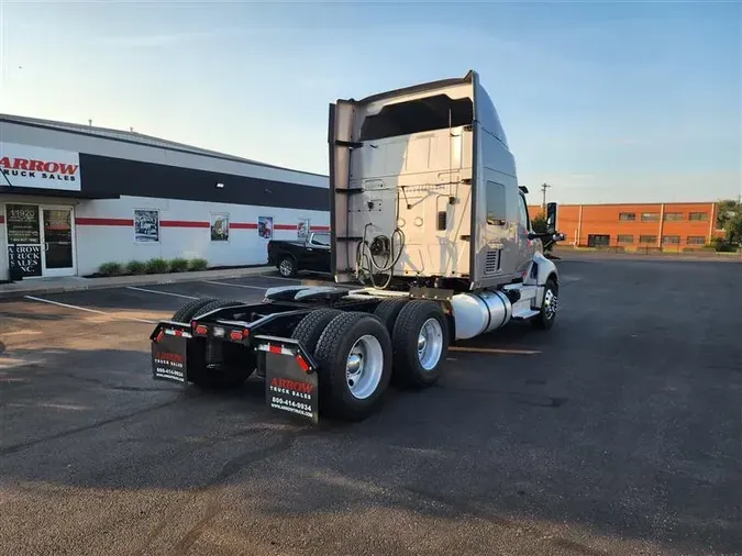 2021 INTERNATIONAL LT