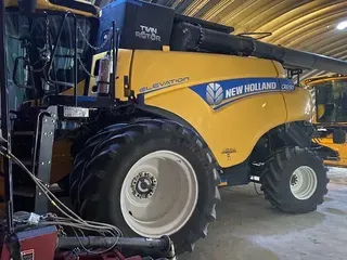 2017 New Holland CR8.90Z