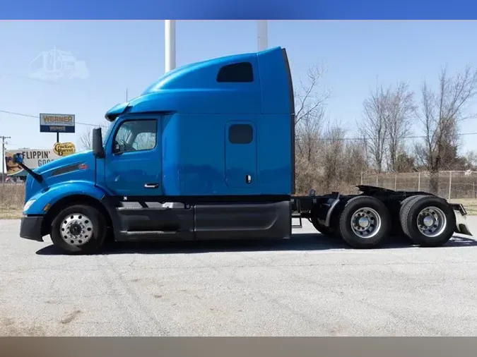 2022 PETERBILT 579