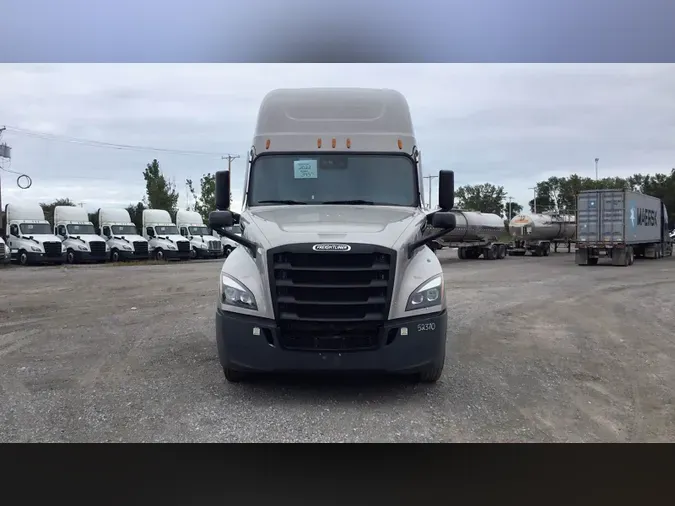 2022 Freightliner Cascadia 126289dca0a97ea7f16b4e869e2c359304a