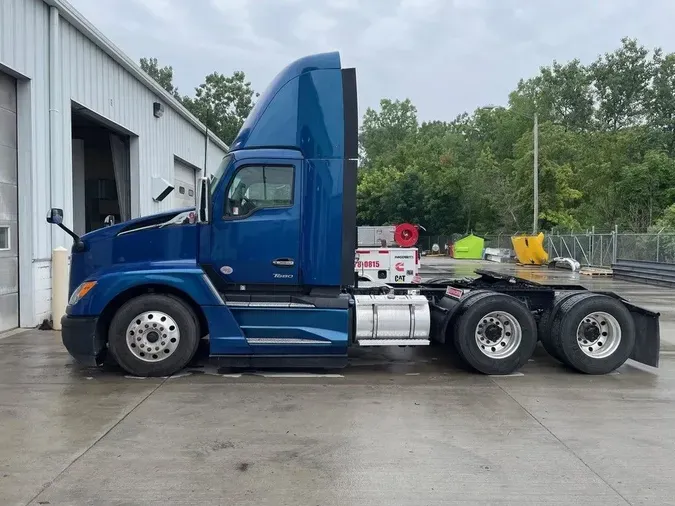 2022 Kenworth T680