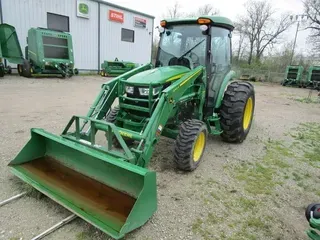 2019 John Deere 4052R