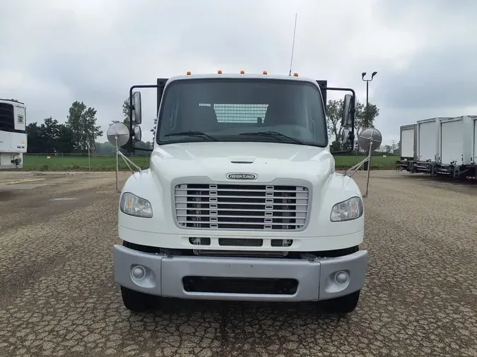 2020 FREIGHTLINER/MERCEDES M2 106