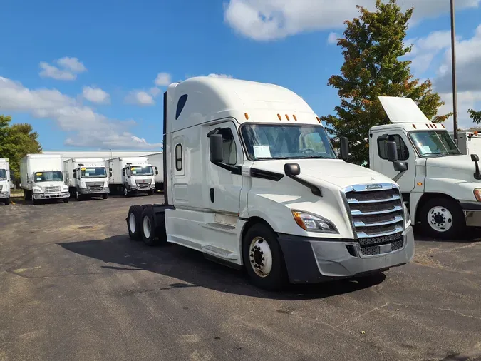 2018 FREIGHTLINER/MERCEDES NEW CASCADIA PX12664