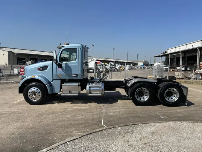 2021 Peterbilt 567