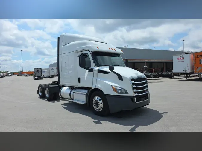 2020 Freightliner Cascadia 12628a75af22e38aa157682fb63e7345642