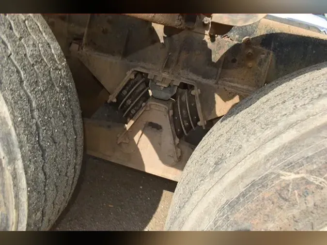 2007 MACK GRANITE CV713