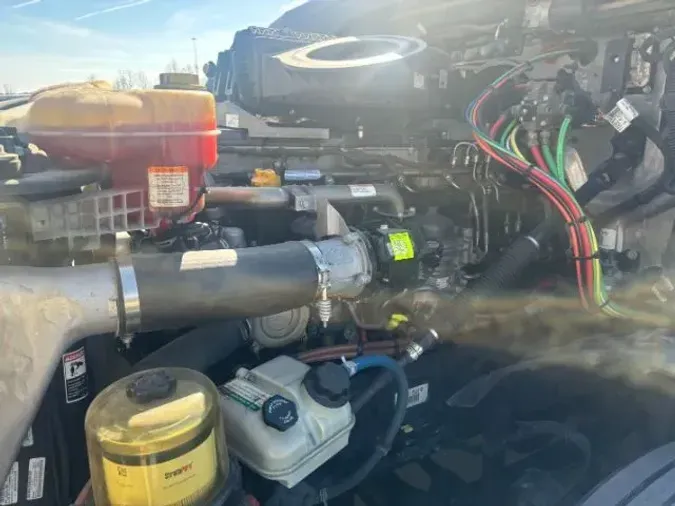 2019 Freightliner New Cascadia 12628a9b67e034420be82dd492de223cada