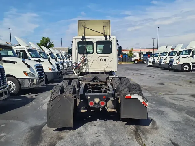 2020 FREIGHTLINER NEW CASCADIA PX12664