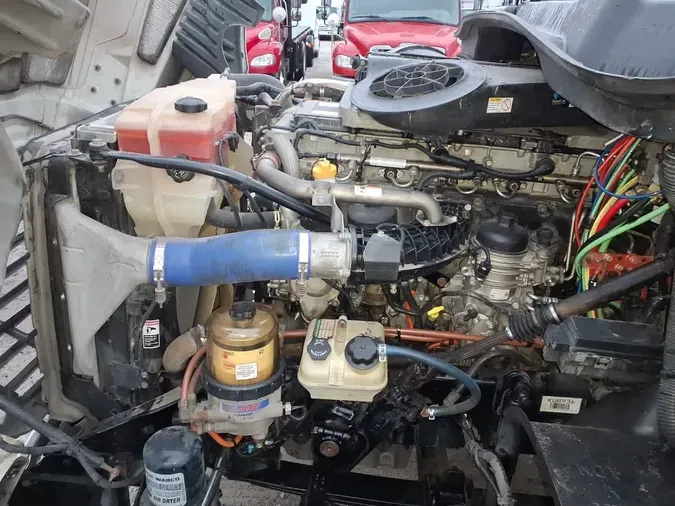 2019 FREIGHTLINER/MERCEDES CASCADIA 125