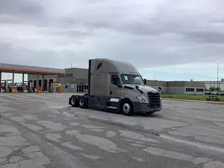 2022 Freightliner Cascadia 126