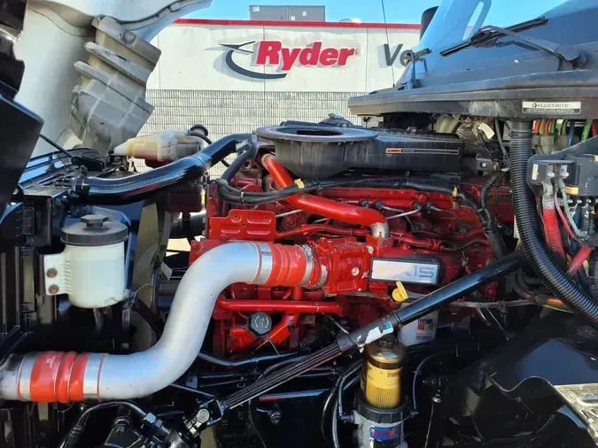 2019 NAVISTAR INTERNATIONAL LT625 SLPR CAB