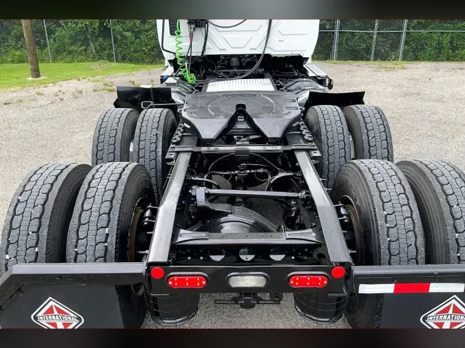 2022 INT LT625 6x4