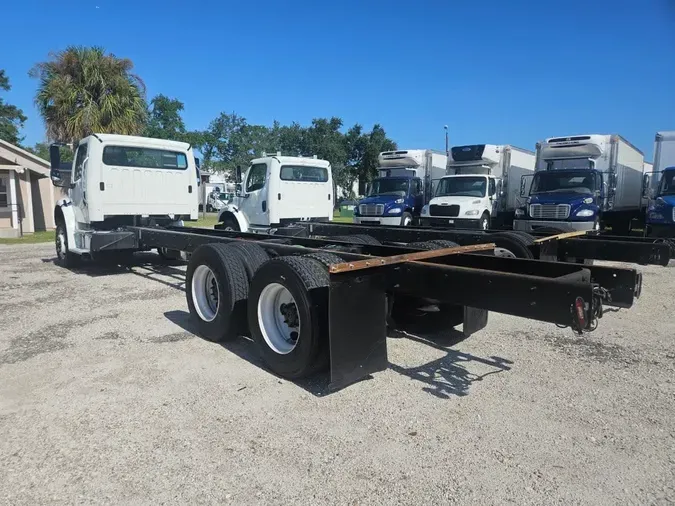 2020 FREIGHTLINER M2 106