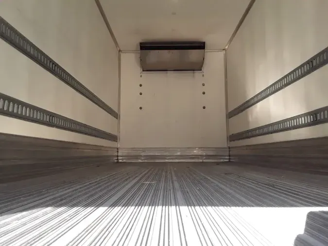 2019 FREIGHTLINER/MERCEDES M2 106