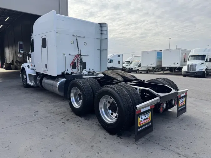 2022 Peterbilt 579