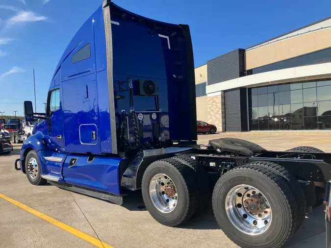 2021 Kenworth T680