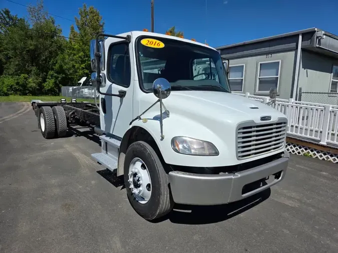 2016 FREIGHTLINER/MERCEDES M2 106