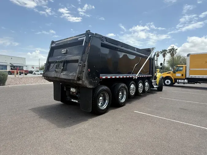2022 Kenworth T880
