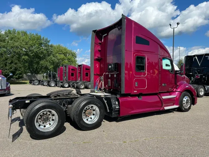 2022 Kenworth T680