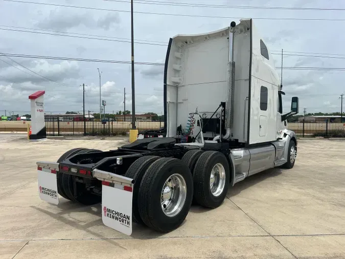 2022 Peterbilt 579