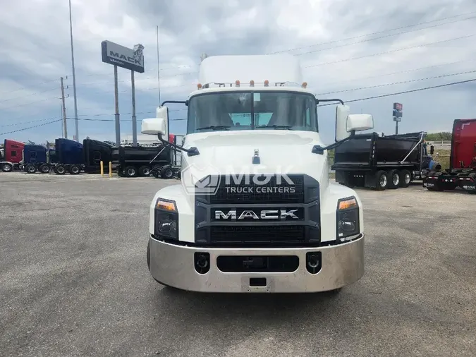 2023 MACK ANTHEM AN64T