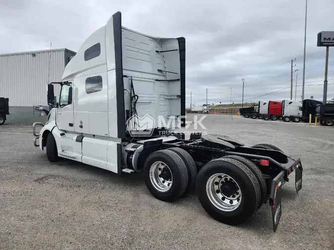 2023 VOLVO VNL64T760