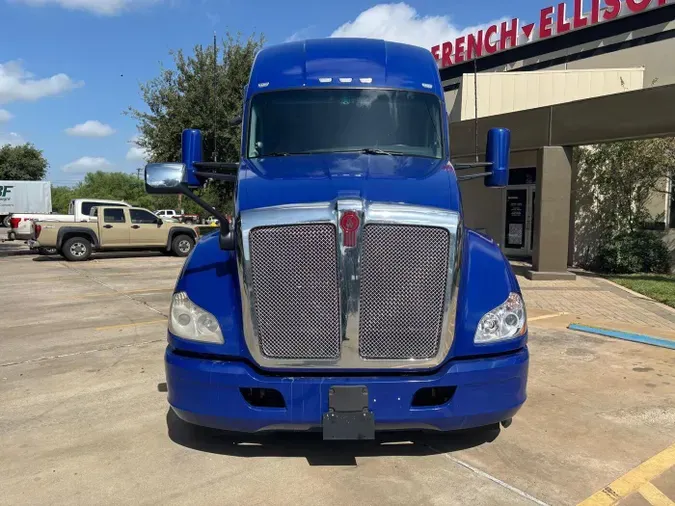 2022 Kenworth T680