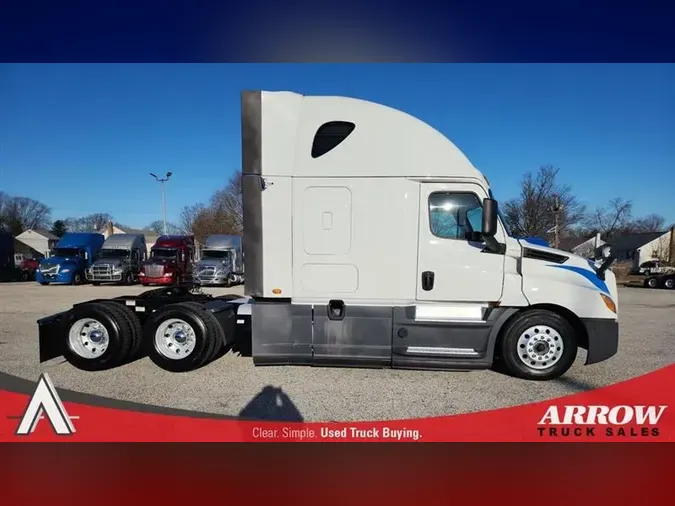 2020 FREIGHTLINER CA126