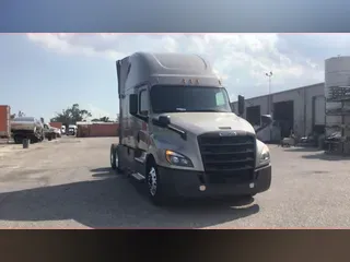 2020 Freightliner Cascadia