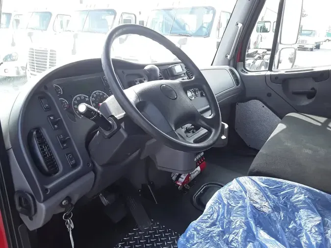 2020 FREIGHTLINER/MERCEDES M2 106