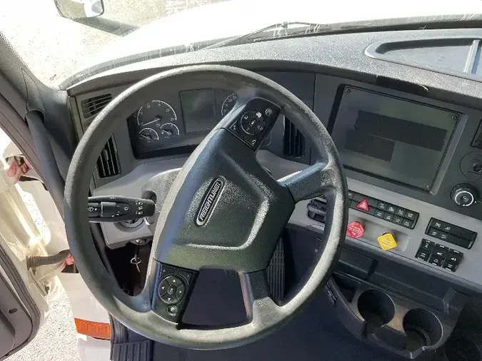 2019 Freightliner T12664ST