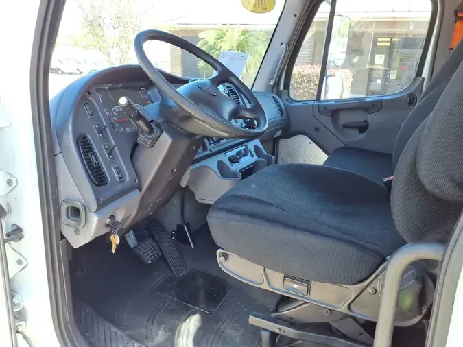 2019 FREIGHTLINER/MERCEDES M2 106