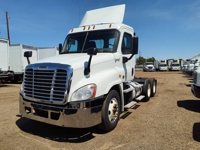 2016 FREIGHTLINER/MERCEDES CASCADIA 12528f298cb1a8c1423550d413424fe2b30