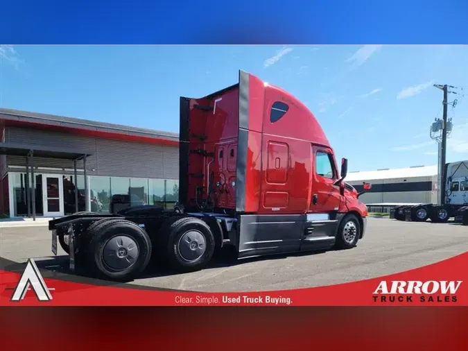 2022 FREIGHTLINER CA126