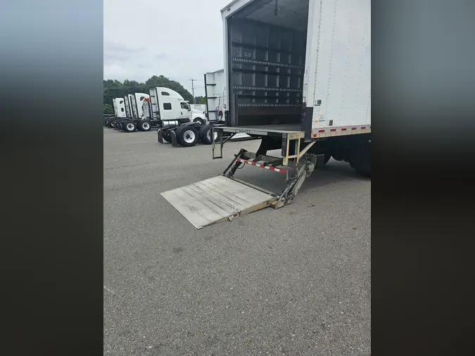 2019 FREIGHTLINER/MERCEDES M2 106