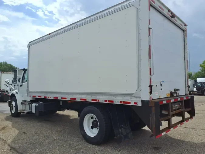 2019 FREIGHTLINER M2 106