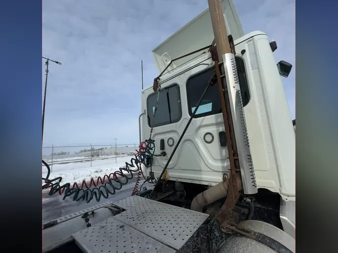 2019 FREIGHTLINER/MERCEDES NEW CASCADIA 126