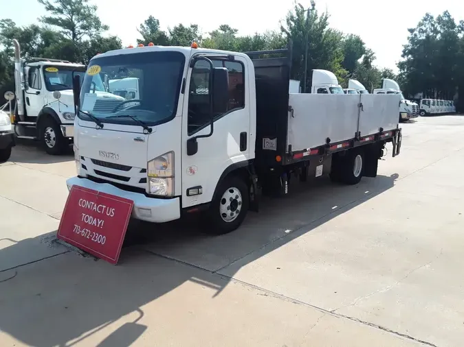 2019 ISUZU NPR28feadf768fb5b94a66eba43e55a286b
