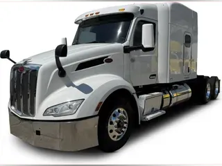 2022 Peterbilt 579