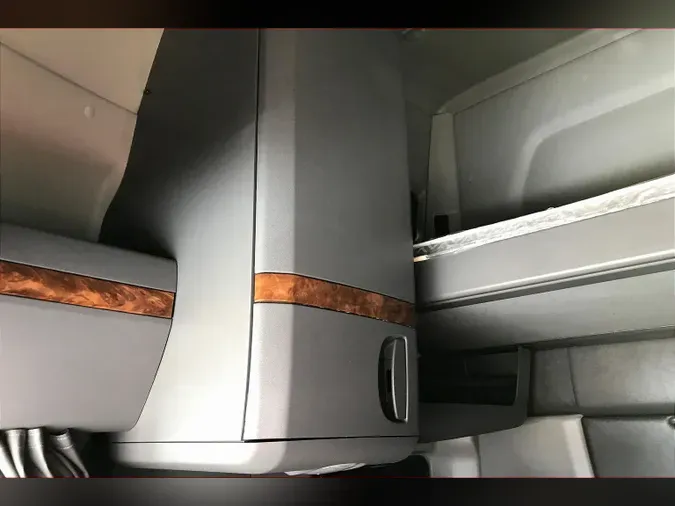 2021 INT LT625 6x4