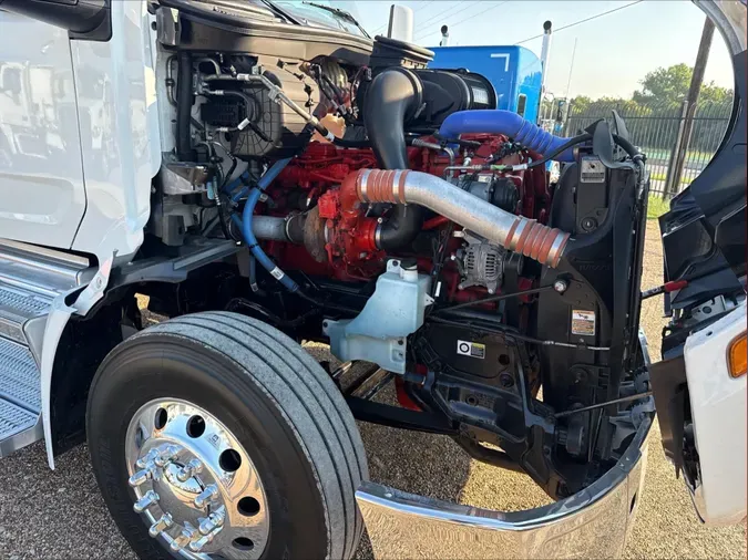 2023 Peterbilt 579