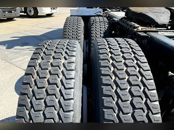 2019 INT LT625 6x4