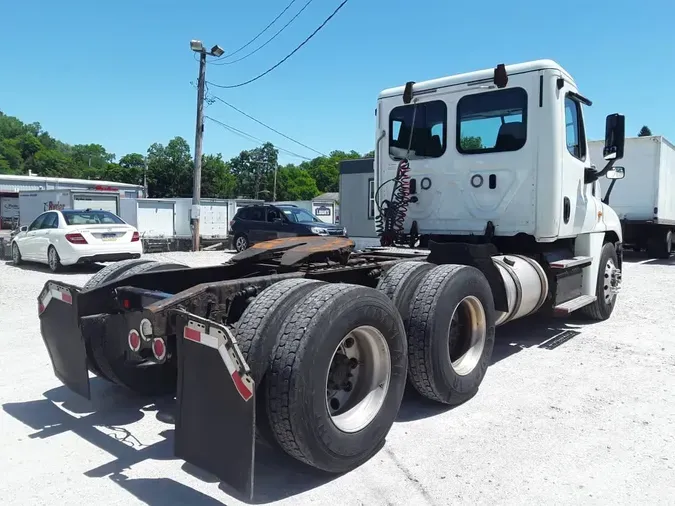 2018 FREIGHTLINER/MERCEDES CASCADIA 1252908f6c1e9496152a0a6a1675524c83d