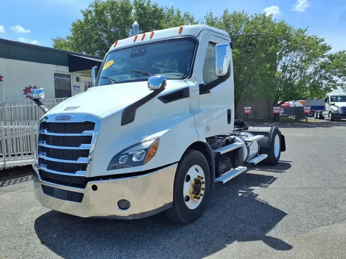 2020 FREIGHTLINER/MERCEDES NEW CASCADIA 116290ea83941a91803ccf56566731053c1